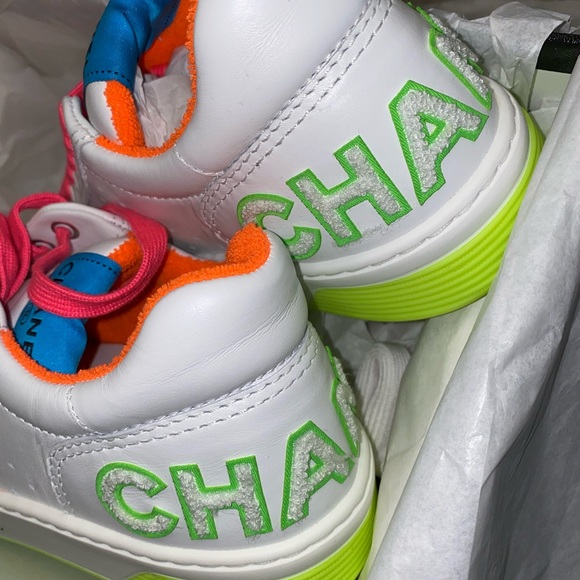 Chanel Neon 20P Sneaker NIB 39 - Picture 5 of 7
